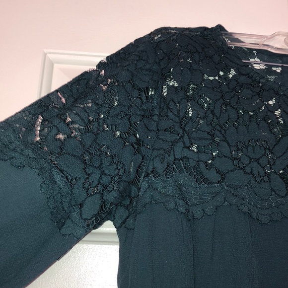 Teal 3/4 sleeve dress with lace top. Size 10. H&M. - Picture 4 of 4
